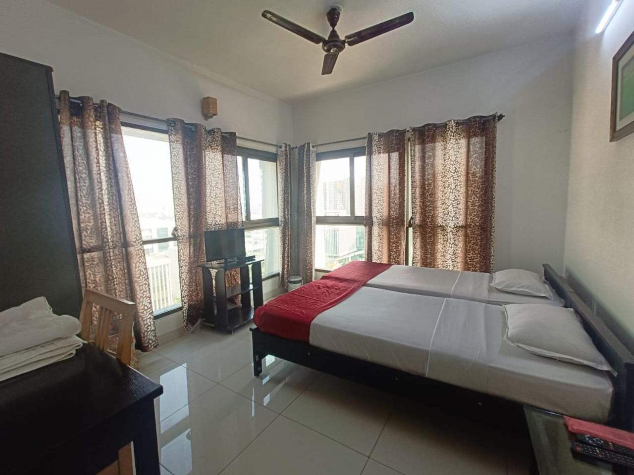 Private Rooms In Blue Ridge Hinjawadi Esterno foto